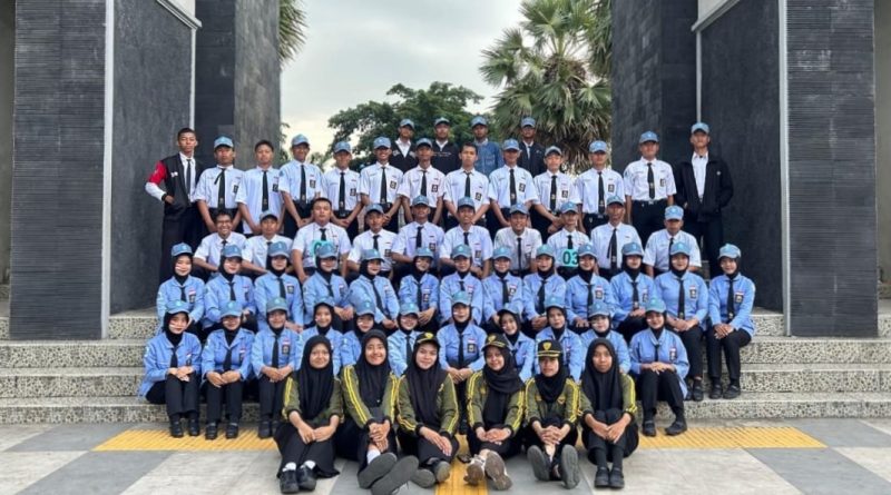 SMKN 1 Bangil Raih Prestasi di Lomba Gerak Jalan Pelajar PHBN Tingkat Kecamatan Bangil 2025