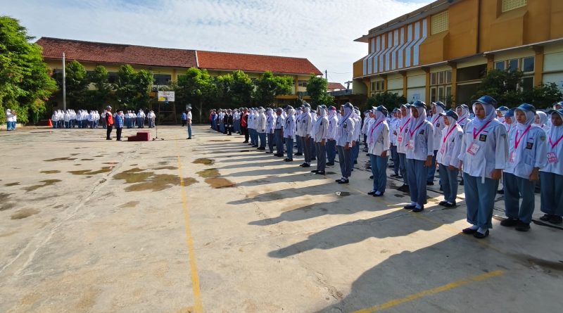 Semangat Pemuda Menggelora di Upacara Peringatan Sumpah Pemuda SMKN 1 Bangil