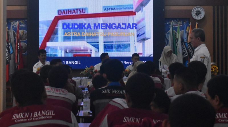 Astra Daihatsu Hadir di SMKN 1 Bangil